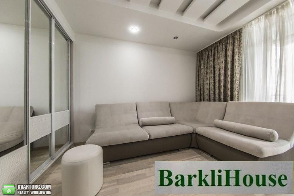 Rent out 3-room apartment. Киев,  Окипной — photo 4