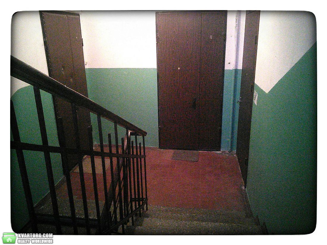 Sell 2-room apartment. Киев,  Метростроевская — photo 9