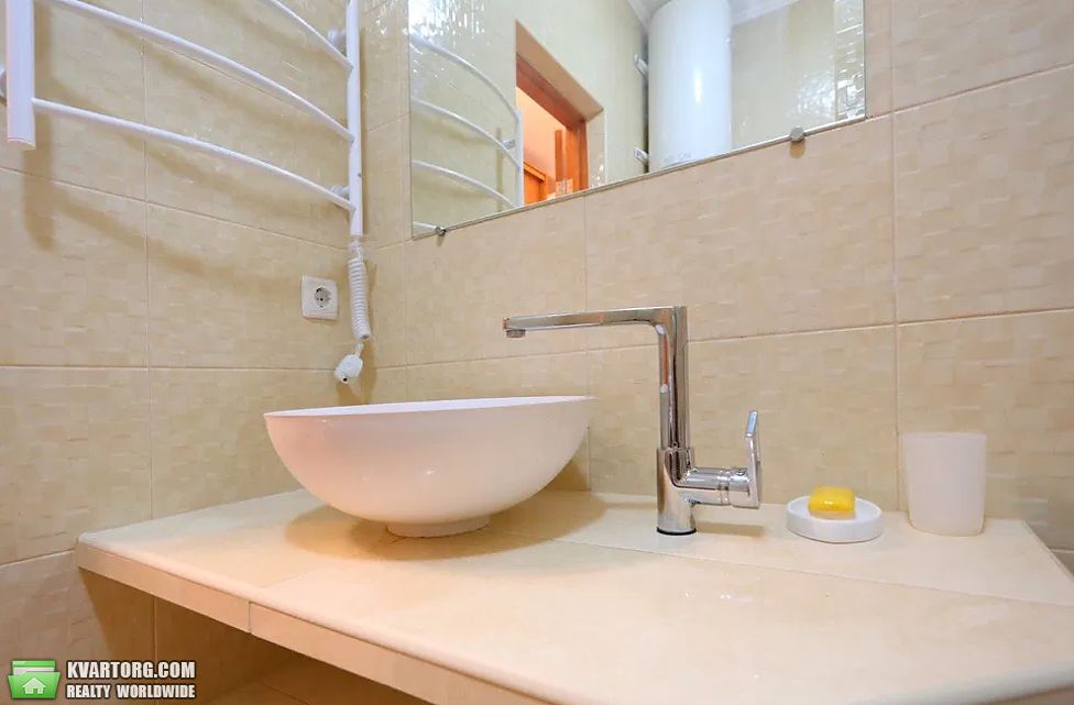 Rent out 1-room apartment. Киев, Львовская — photo 9