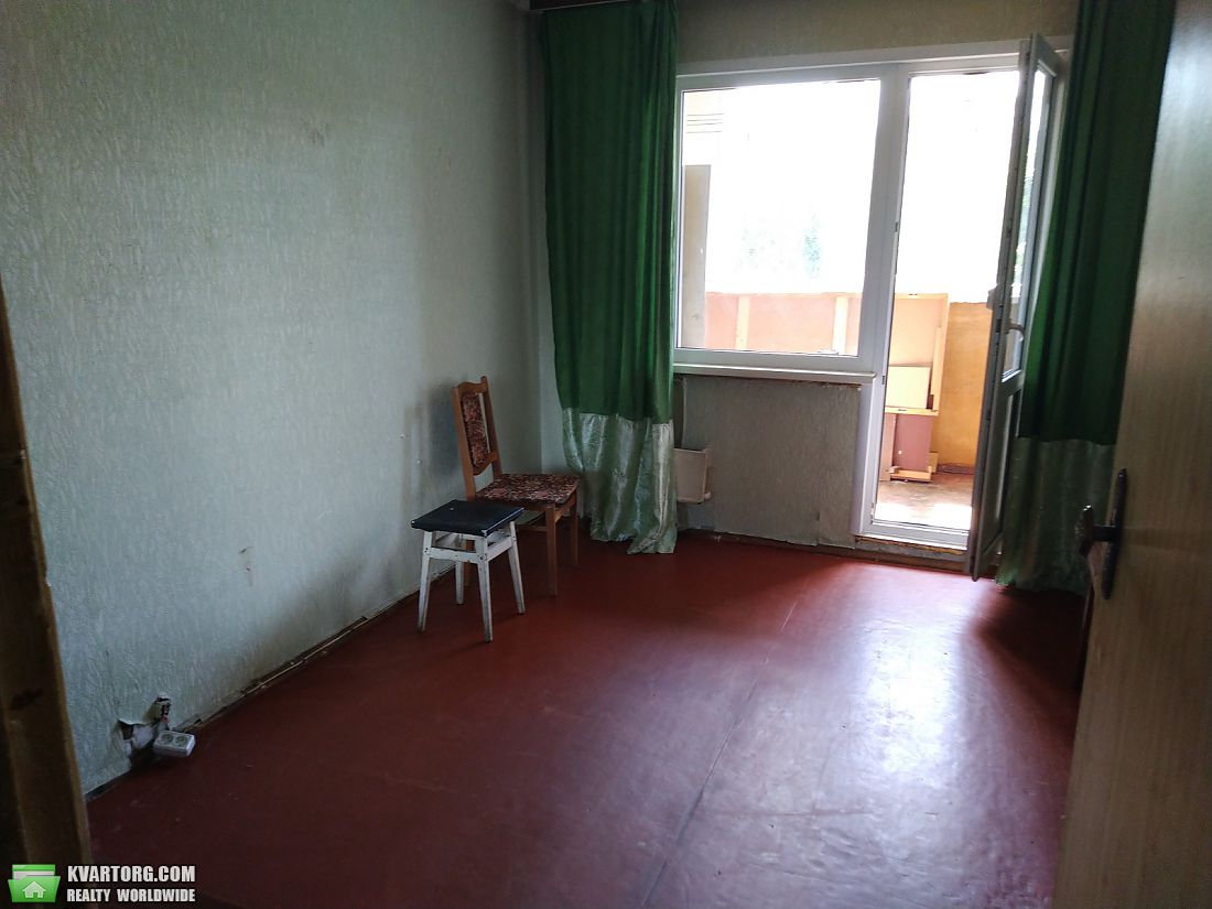 Rent out 1-room apartment. Киев, Харьковское шоссе — photo 5