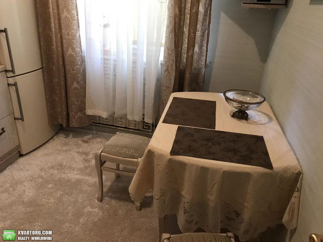 Rent out 3-room apartment. Киев,  Мазепы — photo 5