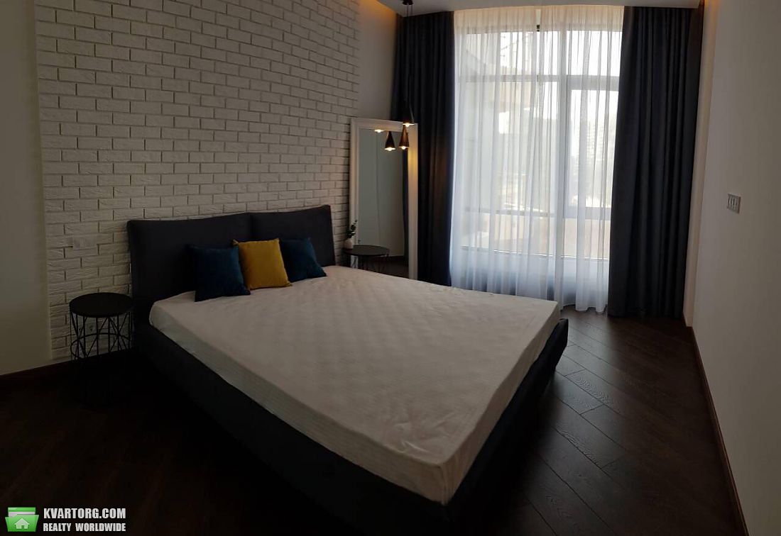 Rent out 3-room apartment. Киев, Болсуновская — photo 7