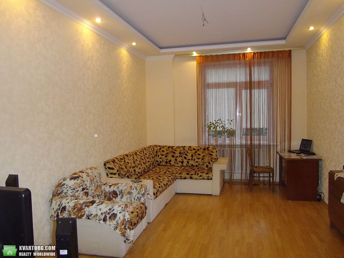 Sell 3-room apartment. Киев,  Харьковское шоссе — photo 1