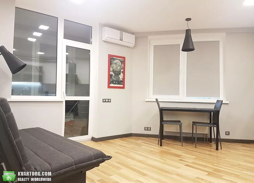 Rent out 1-room apartment. Киев, ул.Вышгородская — photo 10