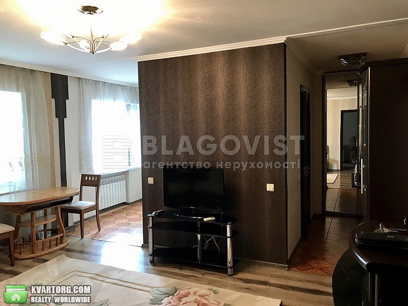 Rent out 2-room apartment. Киев,  Леси Украинки бул — photo 2