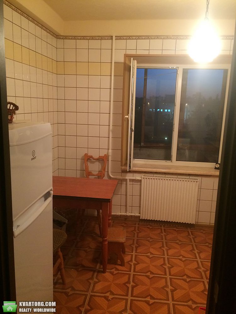 Rent out 2-room apartment. Киев,  Богатырская — photo 6