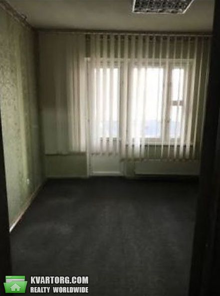 Sell 4-room apartment. Киев,  Харьковское шоссе — photo 1