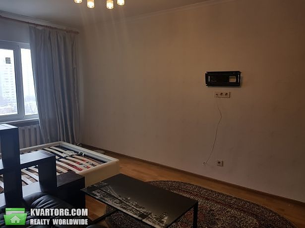 Rent out 1-room apartment. Киев,  Харьковское шоссе — photo 5