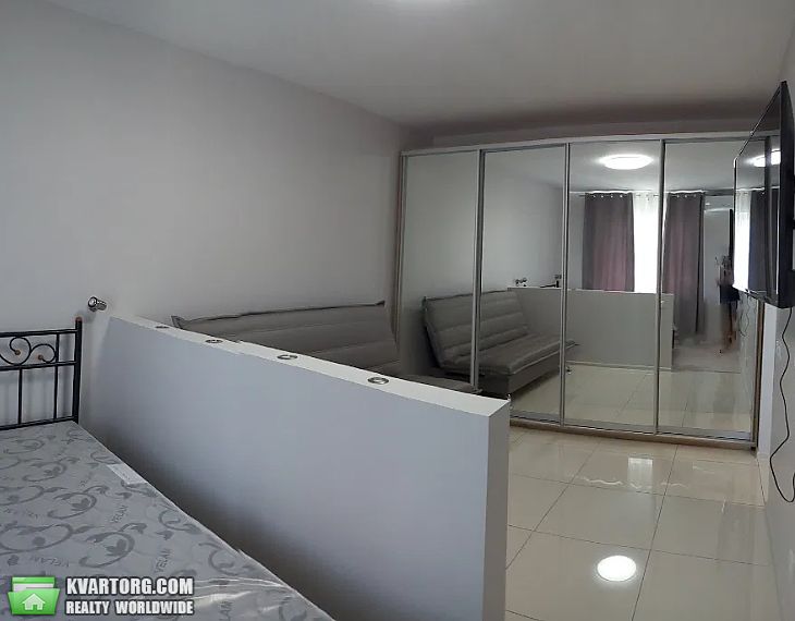 Rent out 1-room apartment. Киев,  Чавдар — photo 5