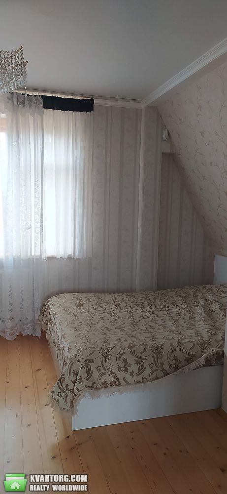 Rent out house. Киев,  Садовая — photo 8