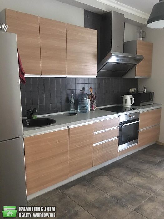 Sell 3-room apartment. Киев, Регенераторная — photo 1