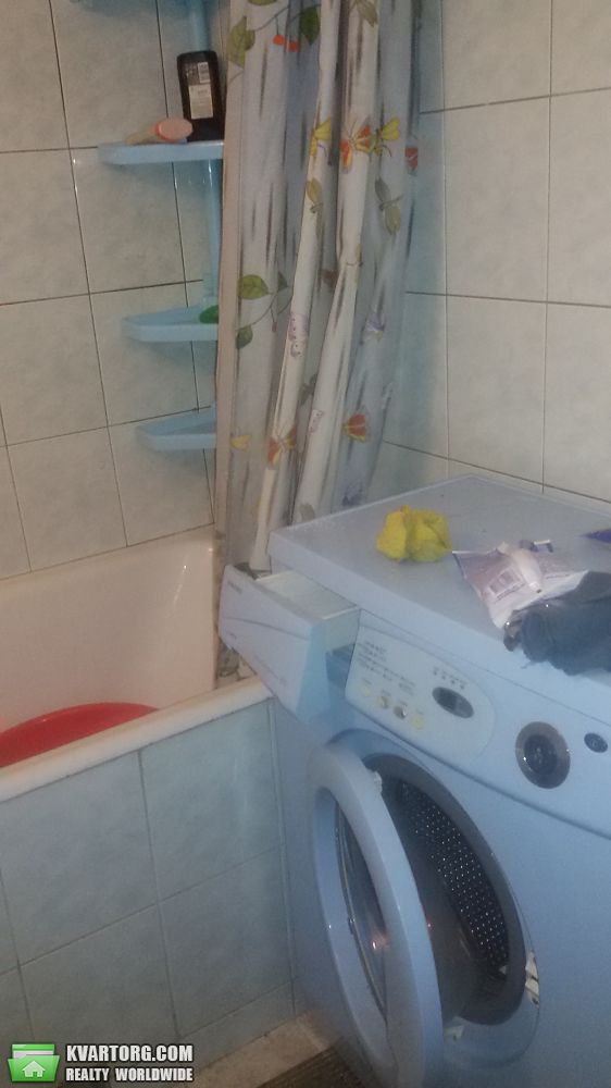 Rent out 3-room apartment. Киев, Йорданская — photo 5