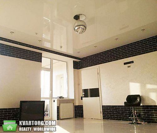 Rent out 1-room apartment. Киев, Леси Украинки бул — photo 1