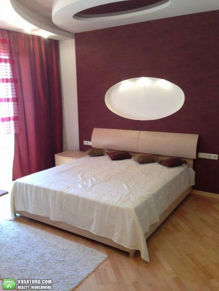 Rent out 2-room apartment. Киев,  Черновола — photo 5