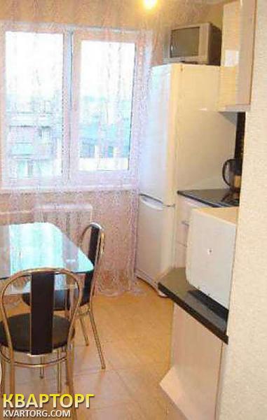 Sell 2-room apartment. Киев, Урицкого — photo 1