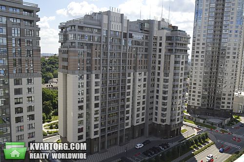 Sell 3-room apartment. Киев,  Драгомирова — photo 2