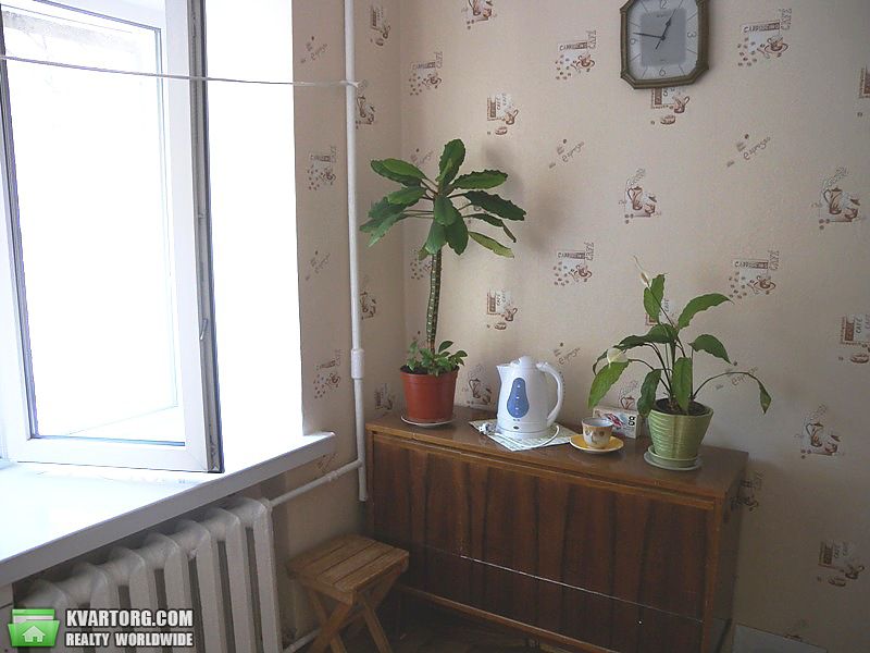 Rent out 1-room apartment. Киев,  Русановский бул — photo 2