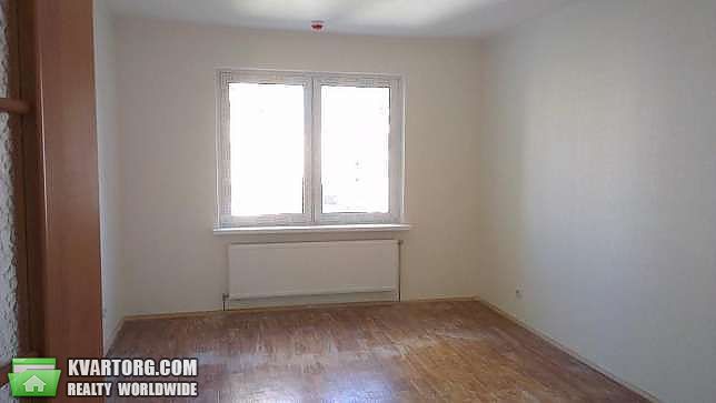 Sell 2-room apartment. Киев,  Урловская — photo 4