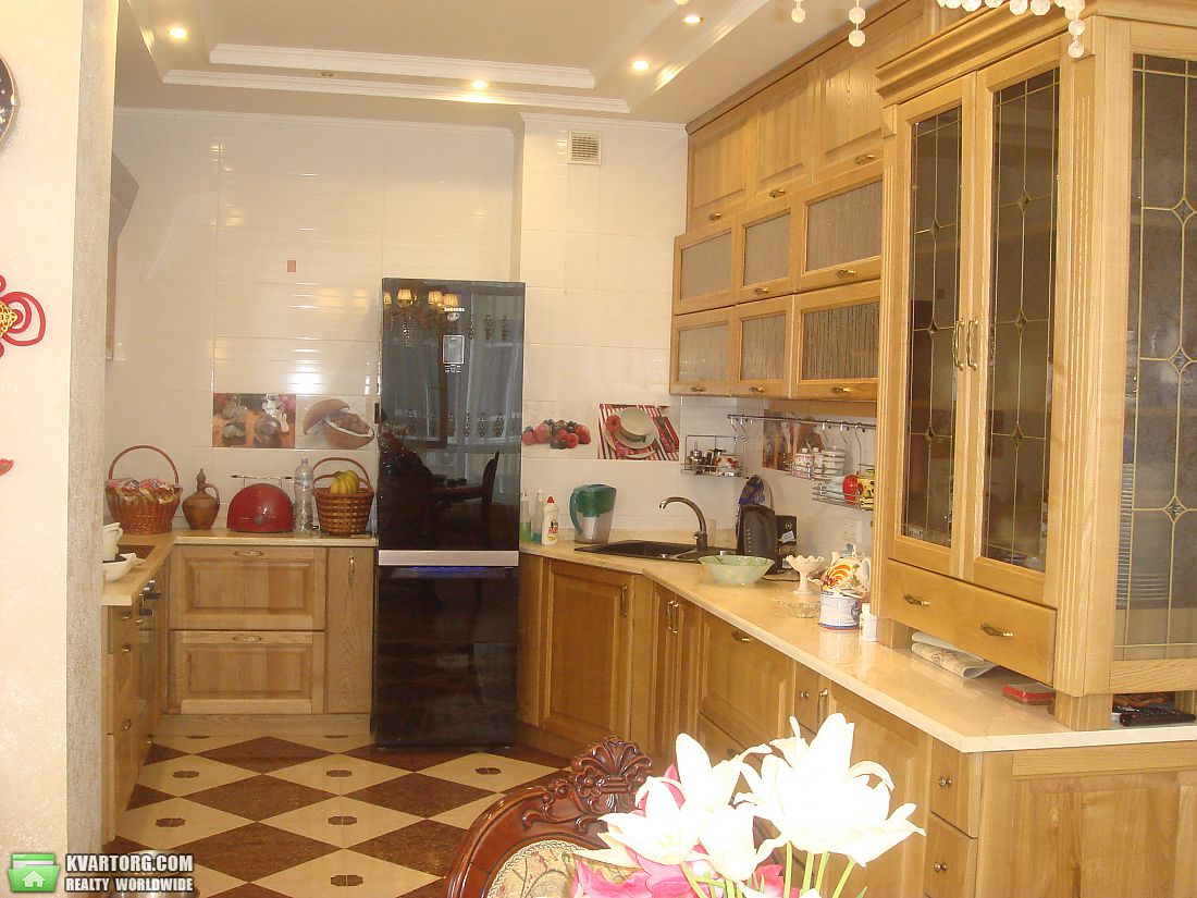 Sell 2-room apartment. Одесса, Французский б-р — photo 4