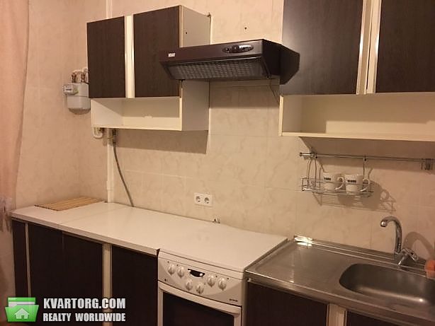 Sell 2-room apartment. Киев, Радунская ул. — photo 1