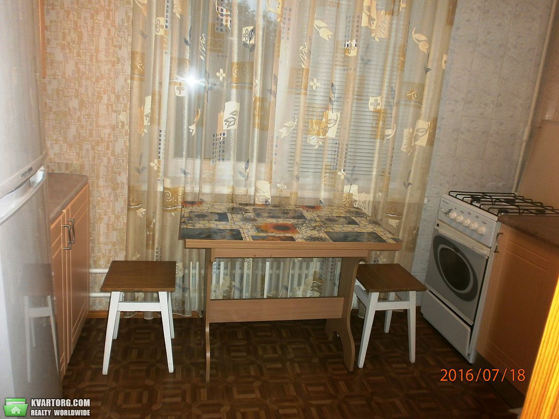 Rent out 1-room apartment. Харьков, Бучмы — photo 3