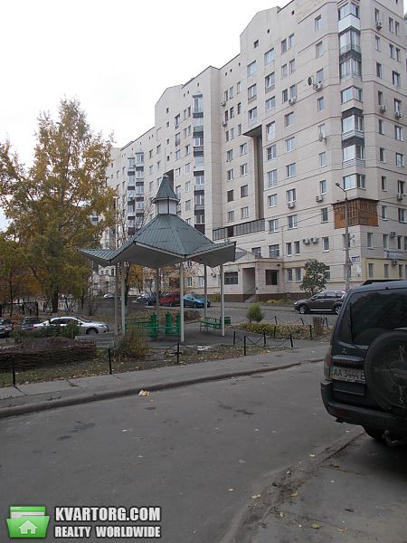 Sell 3-room apartment. Киев, Печенежская — photo 9