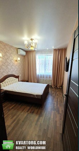 Rent out 1-room apartment. Киевская обл., Соборная — photo 1