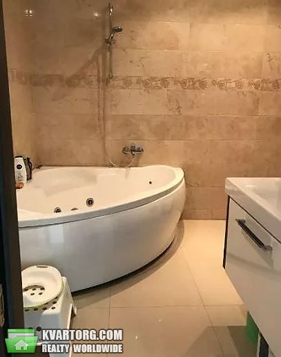 Rent out 2-room apartment. Киев,  Ямская — photo 8
