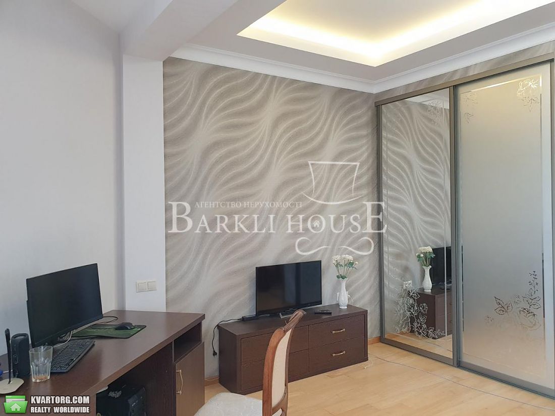 Rent out 3-room apartment. Киев,  Барбюса — photo 6