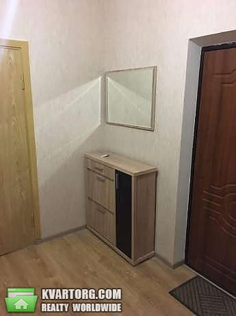 Rent out 2-room apartment. Киев,  Харьковское шоссе — photo 3