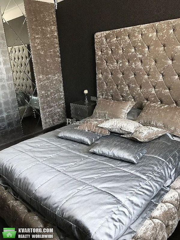 Rent out 2-room apartment. Киев,  Черновола — photo 4