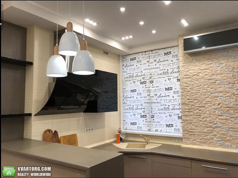 Rent out 1-room apartment. Киев,  Жилянская — photo 1