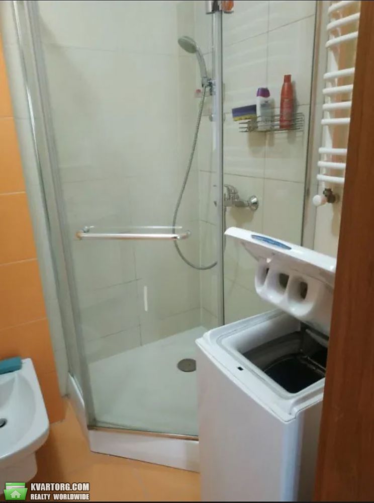 Rent out 1-room apartment. Киев,  Львовская — photo 4
