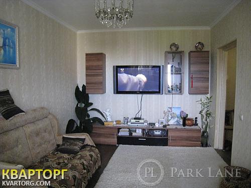 Sell 2-room apartment. Киев,  Героев Днепра — photo 1