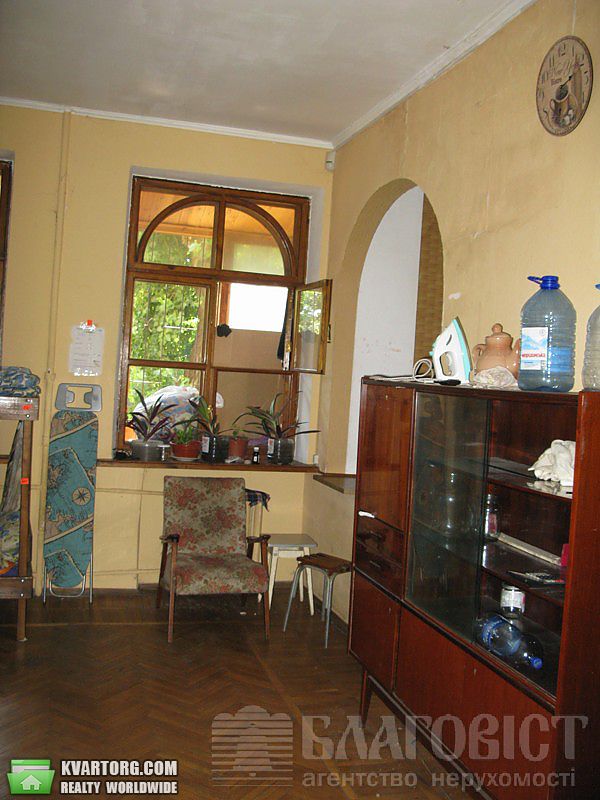 Sell 3-room apartment. Киев,  Воровского — photo 4