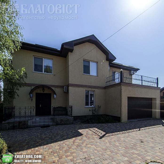 Sell house. Киев, 2-рая линия — photo 1
