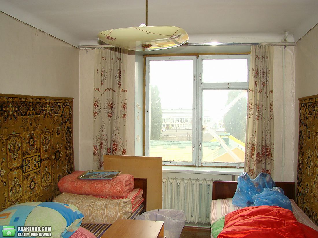 Sell 2-room apartment. Киев,  Дегтяревская — photo 2
