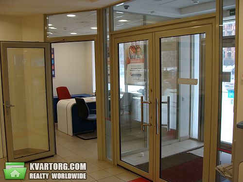 Rent out shop. Киев, п-те Краснозвёздный — photo 2