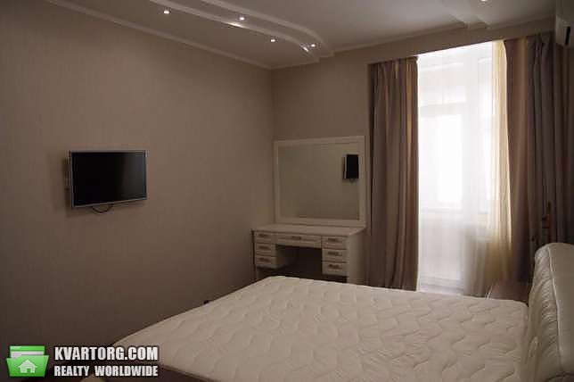 Rent out 2-room apartment. Киев,  Леси Украинки бул — photo 10