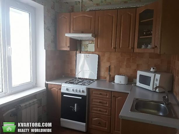 Rent out 2-room apartment. Киев,  Оболонский пр — photo 1