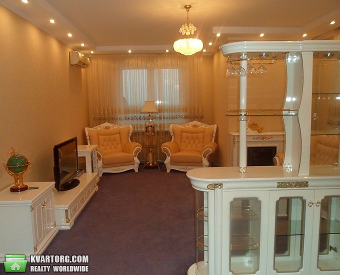 Rent out 3-room apartment. Киев,  Героев Сталинграда пр — photo 1