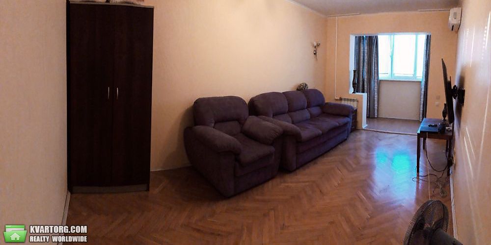 Sell 3-room apartment. Киев,  Озерная — photo 1