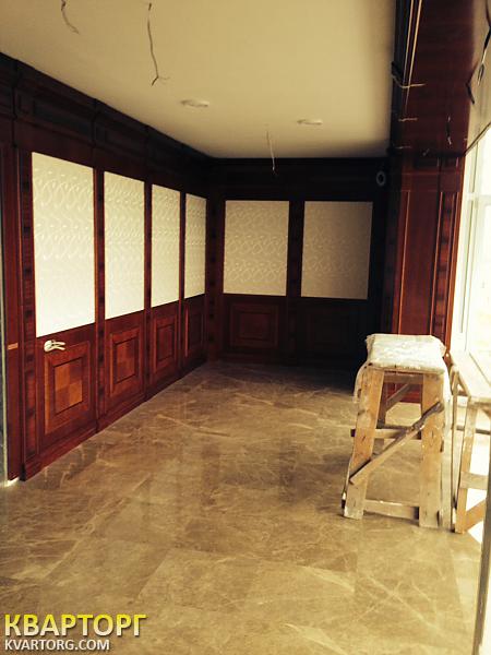Sell house. Киев,  Верхнегорская — photo 6
