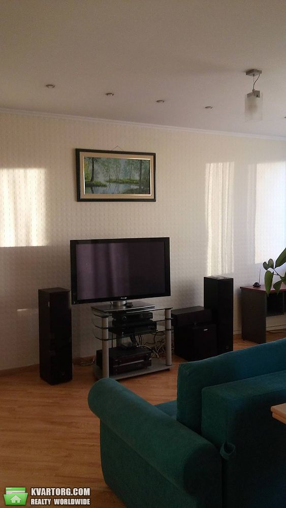 Rent out 4-room apartment. Киев,  Победы пр — photo 2