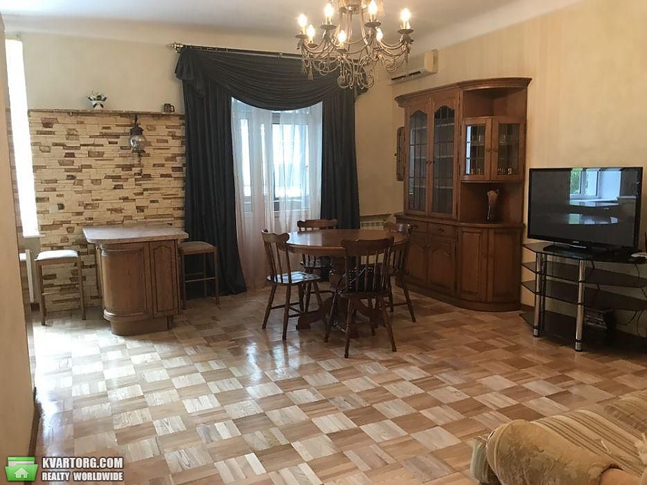 Rent out 3-room apartment. Киев,  Кловский спуск — photo 1