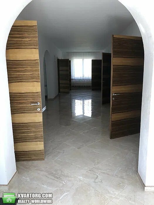 Sell house. Черновцы, Центральная — photo 3