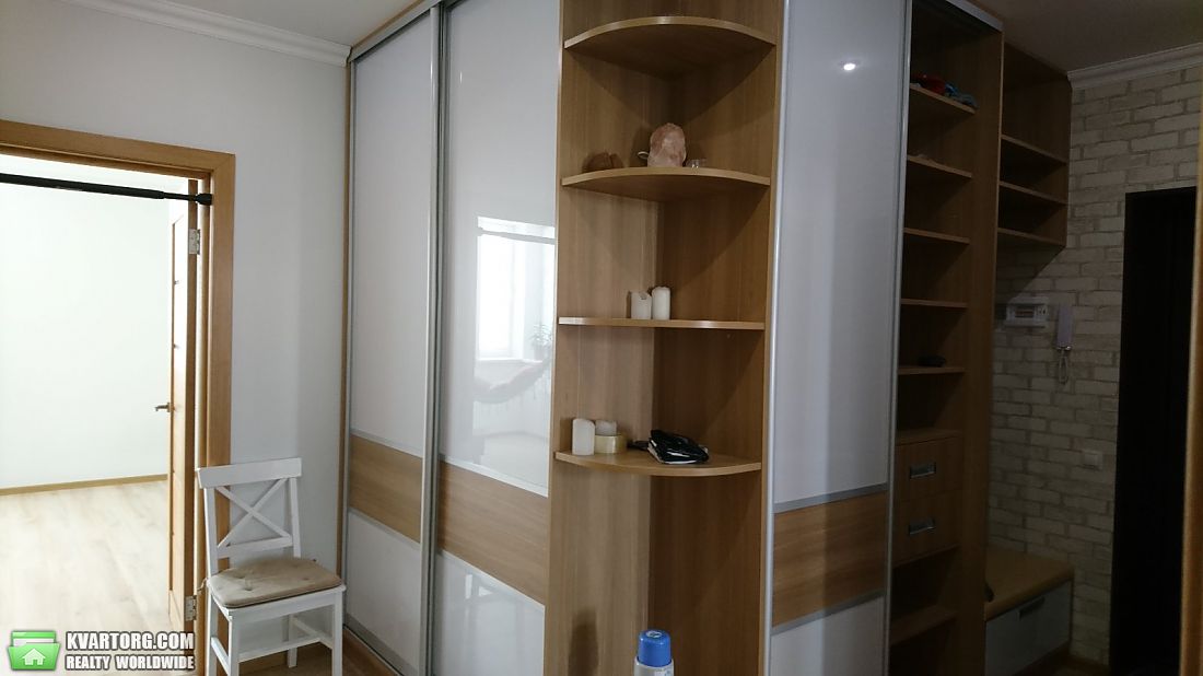Rent out 2-room apartment. Киев,  Львовская — photo 9
