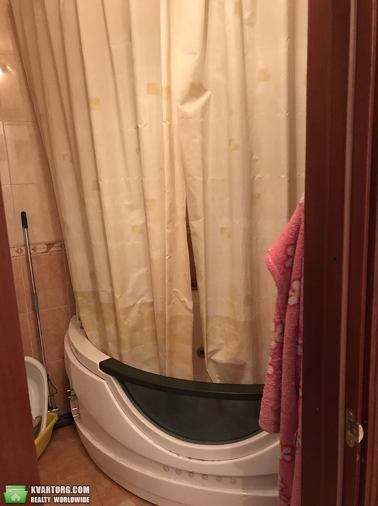 Sell 3-room apartment. Киев,  Срибнокильская — photo 10