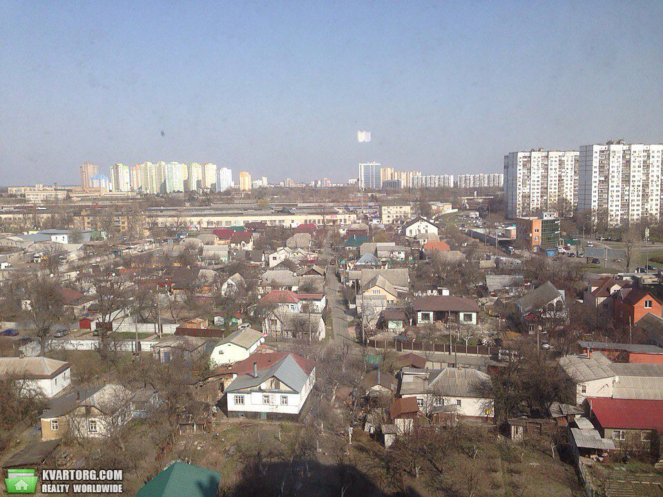 Sell 2-room apartment. Киев,  Комбинатная — photo 3
