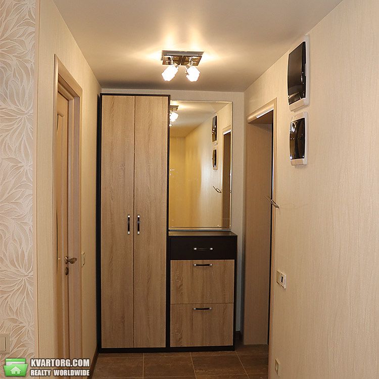 Rent out 1-room apartment. Ровно, Семидубская — photo 2